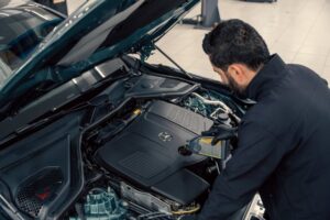 Manutenzione dell’auto: cosa controllare e quando, senza spendere a vuoto